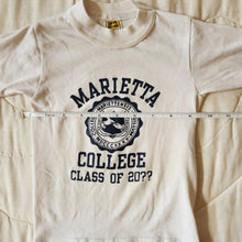 Load image into Gallery viewer, Marietta Collamege T-shirt 2/3
