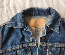 Load image into Gallery viewer, Levi&#39;s 70805 - 0217 Type 3 Big E Denim Trucker Jacket 5
