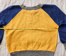 Load image into Gallery viewer, Spiderman raglan sweatshirt trademarked 1981 3/4
