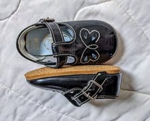 Load image into Gallery viewer, Robinson Crusoe Black Patient Leather T-strap Mary Janes 2.5
